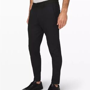 Lululemon Commission Skinny-Fit Pant 30"
*Warpstreme